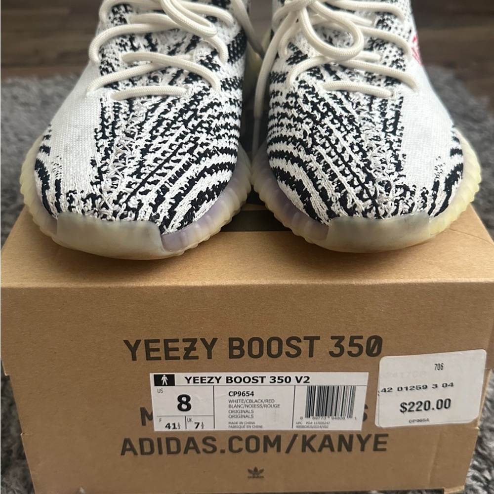 Yeezy Boost 350 V2 'Zebra' 2017 - Picture 4 of 4